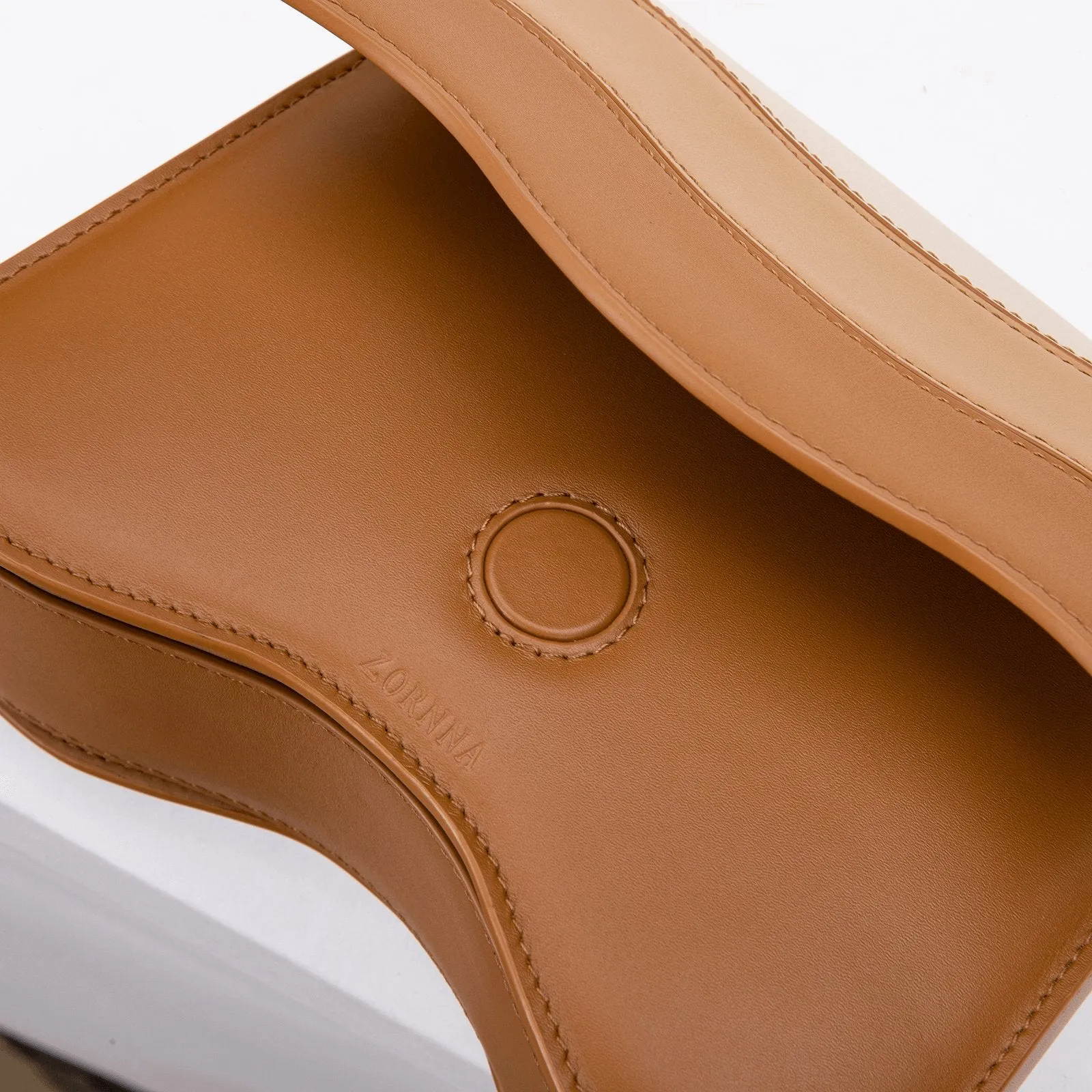 Kitt Leather Shoulder Bag