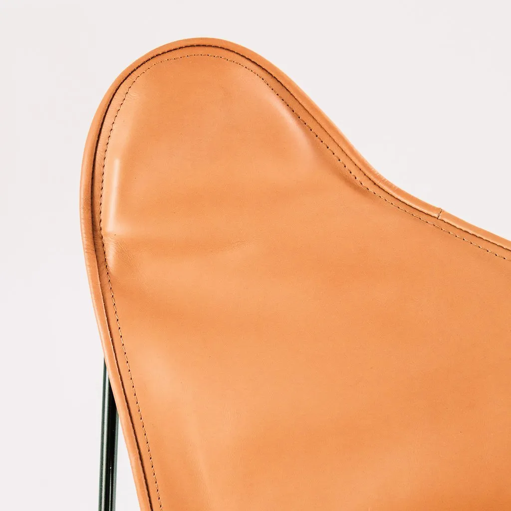 VAQUETA LEATHER BUTTERFLY CHAIR WITH OTTOMAN